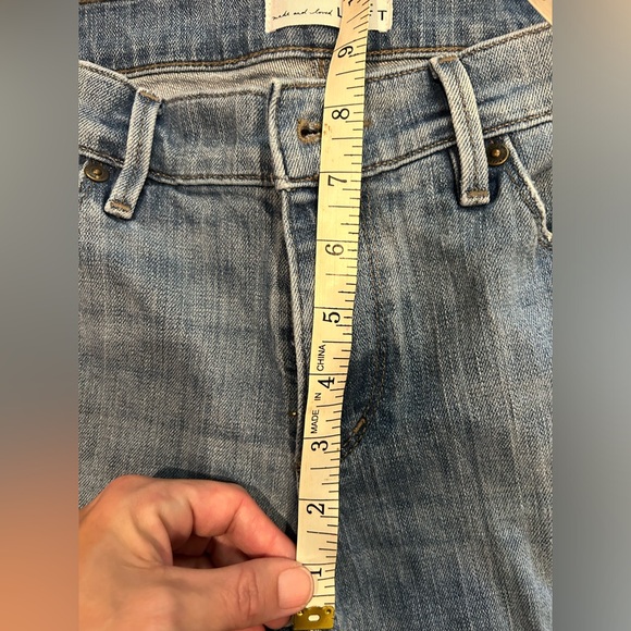 The Loft Relaxed Skinny Jean - Picture 4 of 8